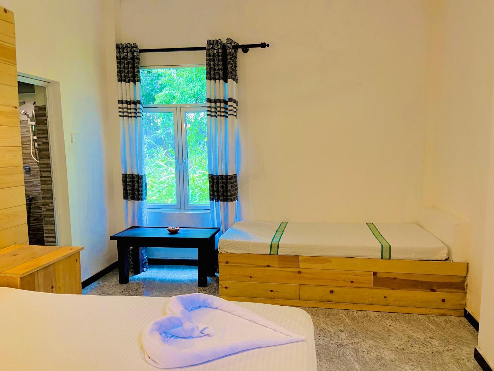 Rekawa Turtle Gate Hotel Тангале Екстериор снимка