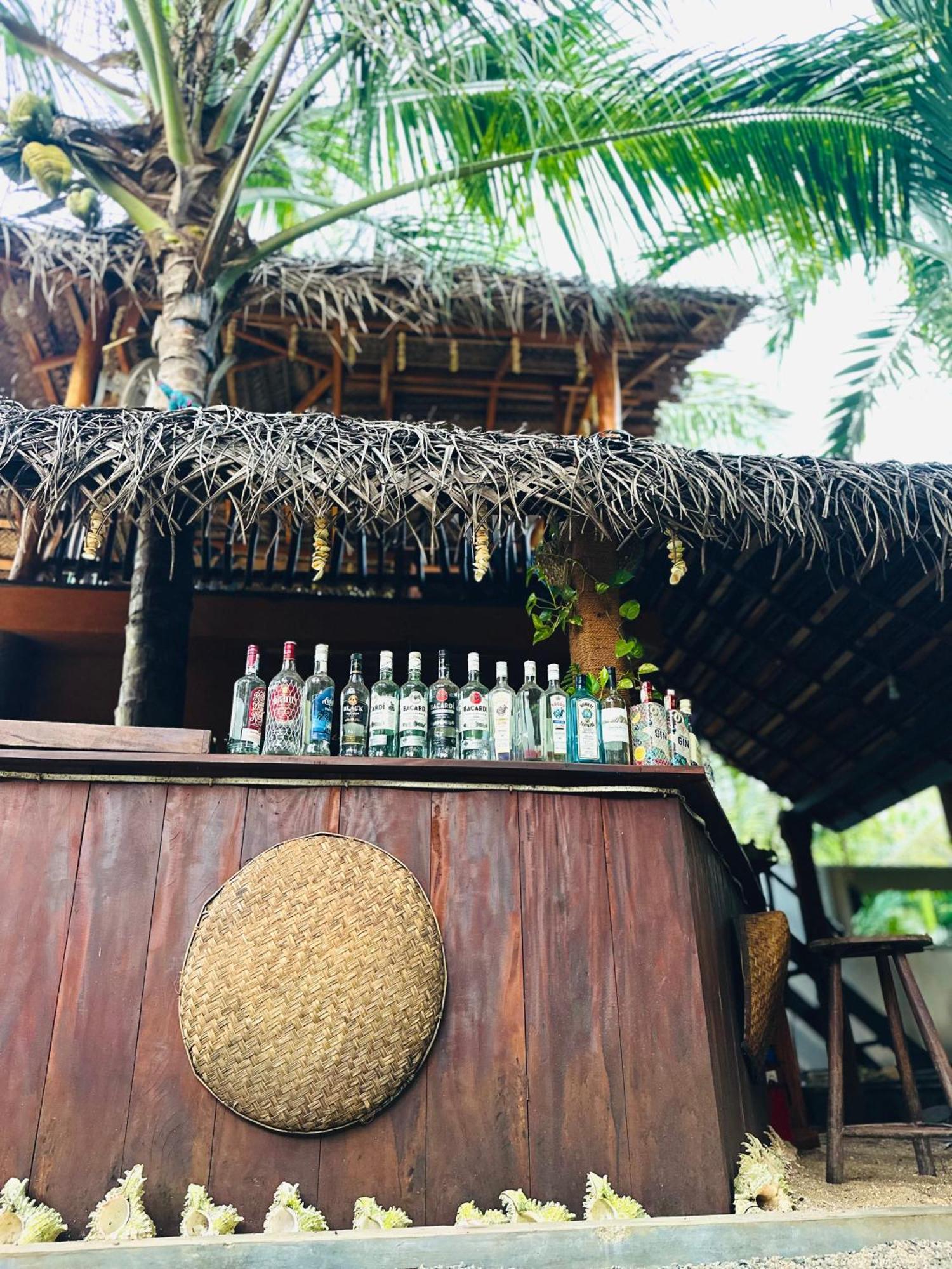 Rekawa Turtle Gate Hotel Тангале Екстериор снимка